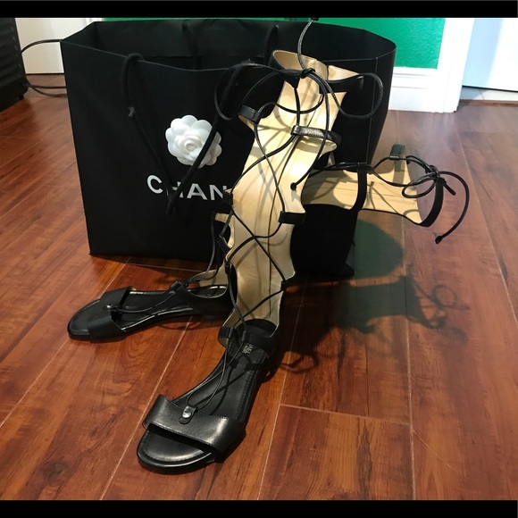 Michael Kors Gladiator tall sandals - Picture 2 of 5